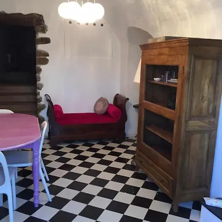 Сasa de vacaciones Casa Divota Au Coeur D'un Village Paisible