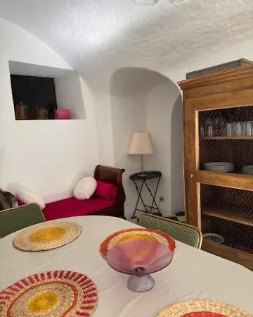 Ferienhaus Casa Divota Au Coeur D'un Village Paisible