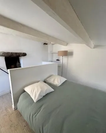 Casa Divota Au Coeur D'un Village Paisible Ferienhaus