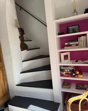 Casa Divota Au Coeur D'un Village Paisible Ferienhaus *