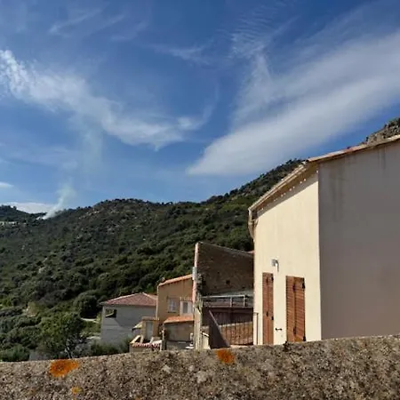 Casa Divota Au Coeur D'un Village Paisible Ferienhaus *